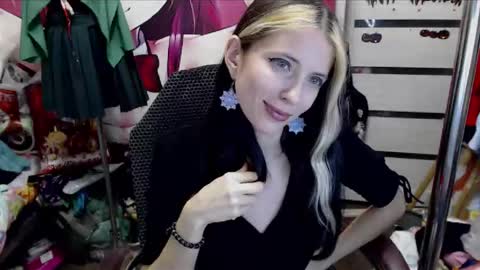 ValeriaXKiss online show from January 9, 8:43 pm
