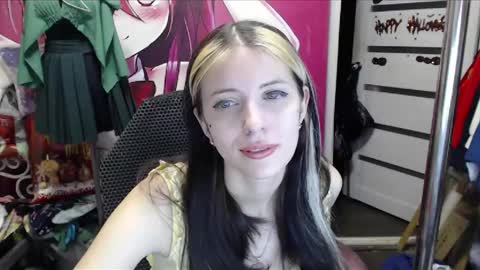 ValeriaXKiss online show from February 4, 4:35 pm