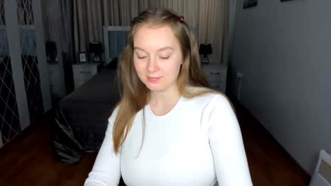 Snapshot of valericherry chatting on June 4, 12:33 pm ValeriCherry online show from June 4, 12:33 pm