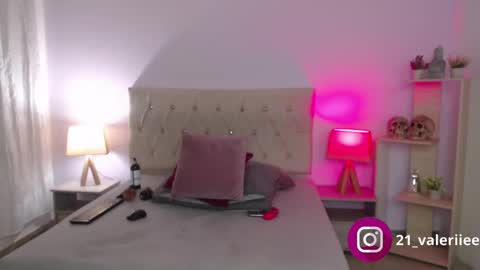 Valeriee online show from December 13, 12:17 pm