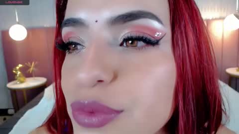 Snapshot of valerie__miller_ chatting on December 14, 7:58 am Valerie online show from December 14, 7:58 am