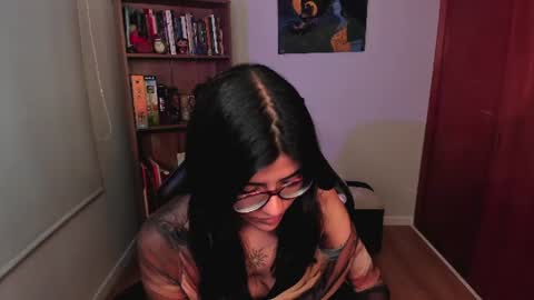 Val  online show from June 12, 2:54 am
