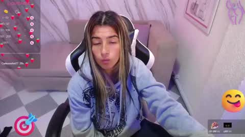 valerie_b online show from February 28, 9:15 am