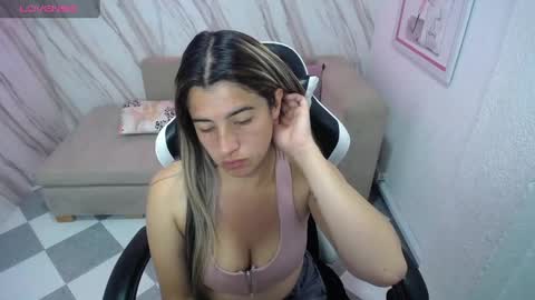 valerie_b online show from March 1, 3:10 am