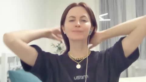 valerie_rose777 online show from January 11, 6:44 pm