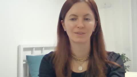 valerie_rose777 online show from March 2, 9:43 pm