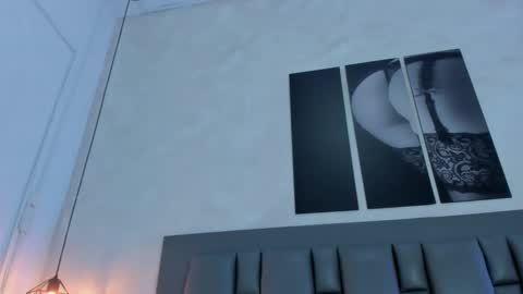 Valerie online show from December 3, 8:50 pm