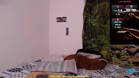 Snapshot of valerie_smile chatting on February 13, 6:09 am Valerie online show from February 13, 6:09 am