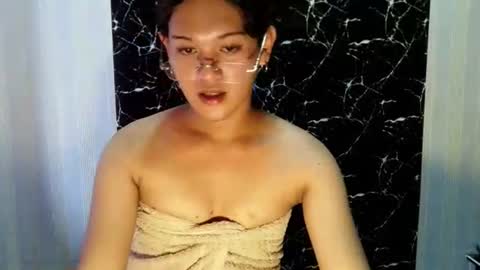 Snapshot of valerie_whore chatting on June 21, 7:55 am valerie online show from June 21, 7:55 am