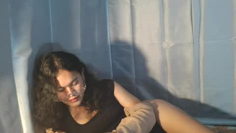 Snapshot of valerie_whore chatting on July 13, 11:57 am valerie online show from July 13, 11:57 am