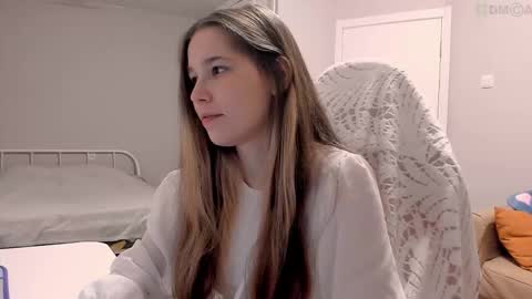 Valerie online show from November 17, 8:58 pm