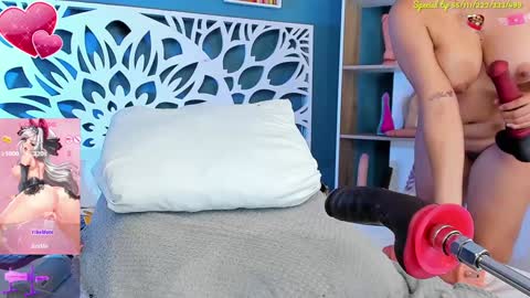 Snapshot of valeriee_lya chatting on February 5, 11:39 pm Valerie online show from February 5, 11:39 pm
