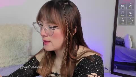 Valerie  Ig valerieflorez  online show from October 15, 12:55 am