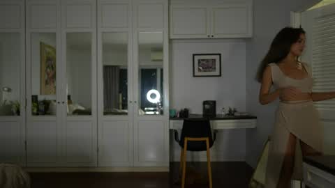 Valerie online show from October 16, 2:29 pm