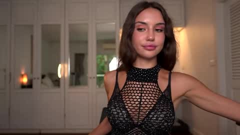 Valerie online show from May 31, 1:14 am