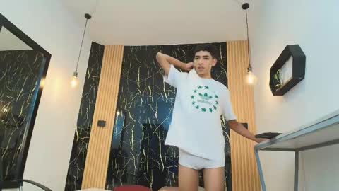 VALERIO  online show from March 19, 3:21 am