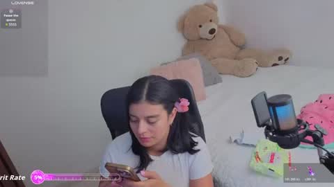 Snapshot of valerihouse_ chatting on June 11, 2:53 am valerihouse_ online show from June 11, 2:53 am
