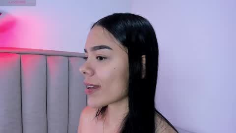 Cris  online show from May 21, 2:35 pm