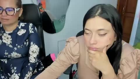 Snapshot of valery_bonnet1 chatting on October 14, 1:45 pm valery_bonnet1 online show from October 14, 1:45 pm