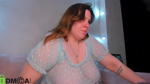 Snapshot of valery_grand chatting on April 24, 9:34 am Valery online show from April 24, 9:34 am