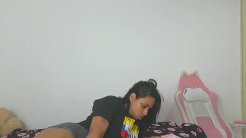 valery_lovex_ online show from October 7, 10:45 am