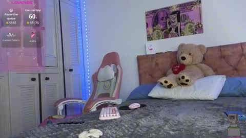 valery_lovex_ online show from March 26, 9:53 pm