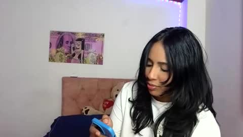 valery_lovex_ online show from June 5, 2:40 am