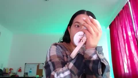 Valeria online show from February 5, 2:00 pm