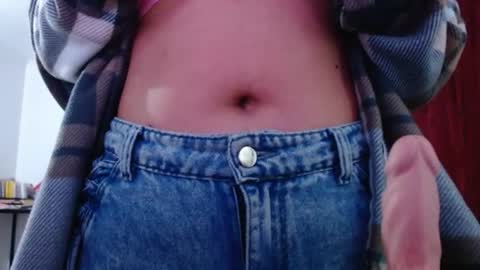 Snapshot of valery_meer_ chatting on June 18, 10:41 am Valeria online show from June 18, 10:41 am
