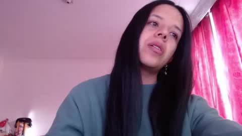 Snapshot of valery_meer_ chatting on July 28, 12:01 pm Valeria online show from July 28, 12:01 pm