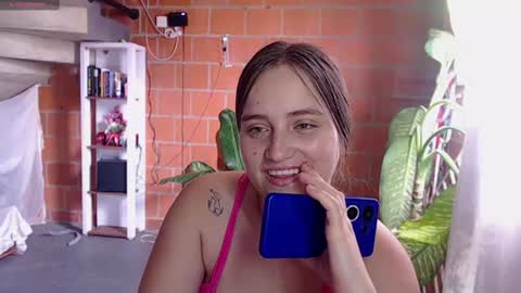 valery_moon24 online show from July 17, 8:24 pm