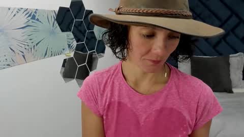 Snapshot of valery_more__ chatting on November 21, 12:37 pm VALERY MORE online show from November 21, 12:37 pm