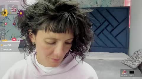 Snapshot of valery_more__ chatting on November 30, 3:16 pm VALERY MORE online show from November 30, 3:16 pm