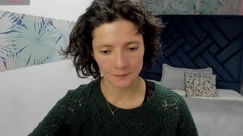 Snapshot of valery_more__ chatting on December 3, 12:14 pm VALERY MORE online show from December 3, 12:14 pm