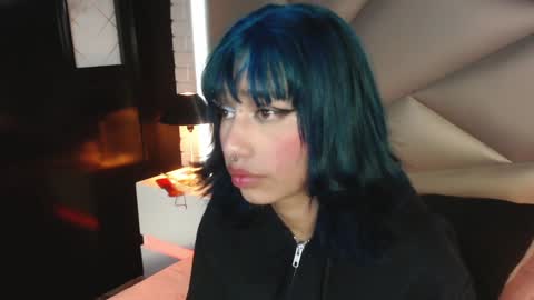 Snapshot of valery_smith15 chatting on January 3, 6:22 am valery_smith15 online show from January 3, 6:22 am