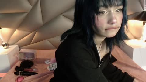 Snapshot of valery_smith15 chatting on January 5, 6:13 am valery_smith15 online show from January 5, 6:13 am