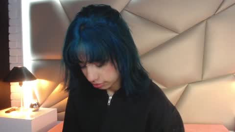 Snapshot of valery_smith15 chatting on January 9, 3:15 am valery_smith15 online show from January 9, 3:15 am