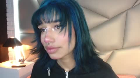 Snapshot of valery_smith15 chatting on January 9, 9:27 am valery_smith15 online show from January 9, 9:27 am