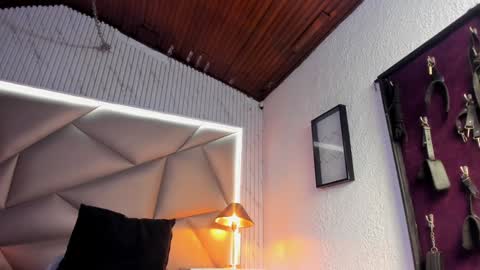 Snapshot of valery_smith15 chatting on January 23, 6:17 am valery_smith15 online show from January 23, 6:17 am
