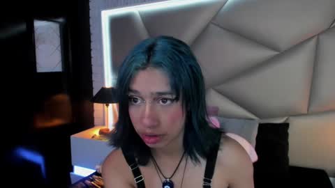 Snapshot of valery_smith15 chatting on January 24, 3:11 am valery_smith15 online show from January 24, 3:11 am