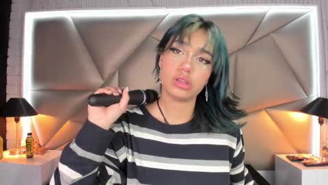 Snapshot of valery_smith15 chatting on March 8, 6:54 am valery_smith15 online show from March 8, 6:54 am
