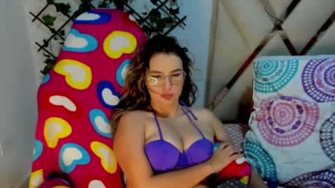 Snapshot of valery_sweet04 chatting on February 7, 5:52 am valery_sweet04 online show from February 7, 5:52 am