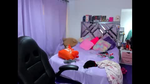 valery online show from June 9, 3:23 pm