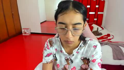 Snapshot of valery_taylor_1 chatting on June 18, 1:06 am valery online show from June 18, 1:06 am