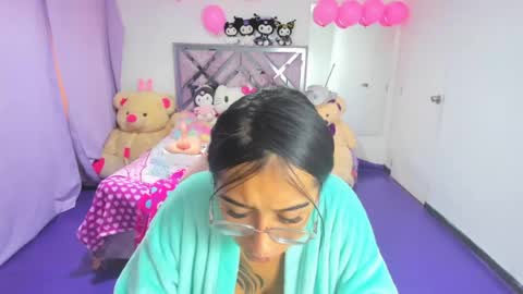 Snapshot of valery_taylor_1 chatting on June 27, 12:22 pm valery online show from June 27, 12:22 pm