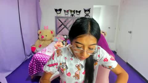 Snapshot of valery_taylor_1 chatting on July 6, 6:43 am valery online show from July 6, 6:43 am