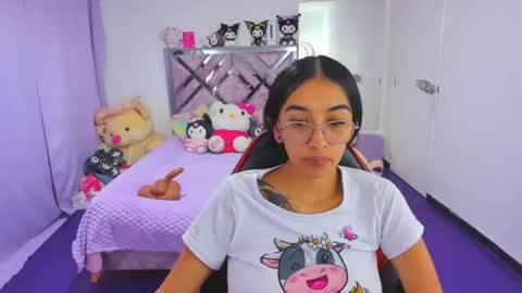 Snapshot of valery_taylor_1 chatting on July 30, 1:04 am valery online show from July 30, 1:04 am