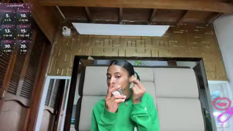 Snapshot of valery_villa_ chatting on March 26, 12:11 pm Valery online show from March 26, 12:11 pm