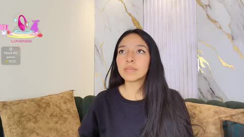 Snapshot of valery_wang chatting on March 11, 2:51 pm Val online show from March 11, 2:51 pm