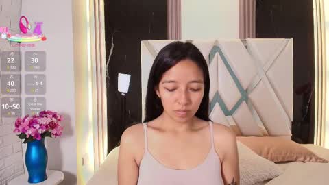 Snapshot of valery_wang chatting on March 12, 12:04 pm Val online show from March 12, 12:04 pm